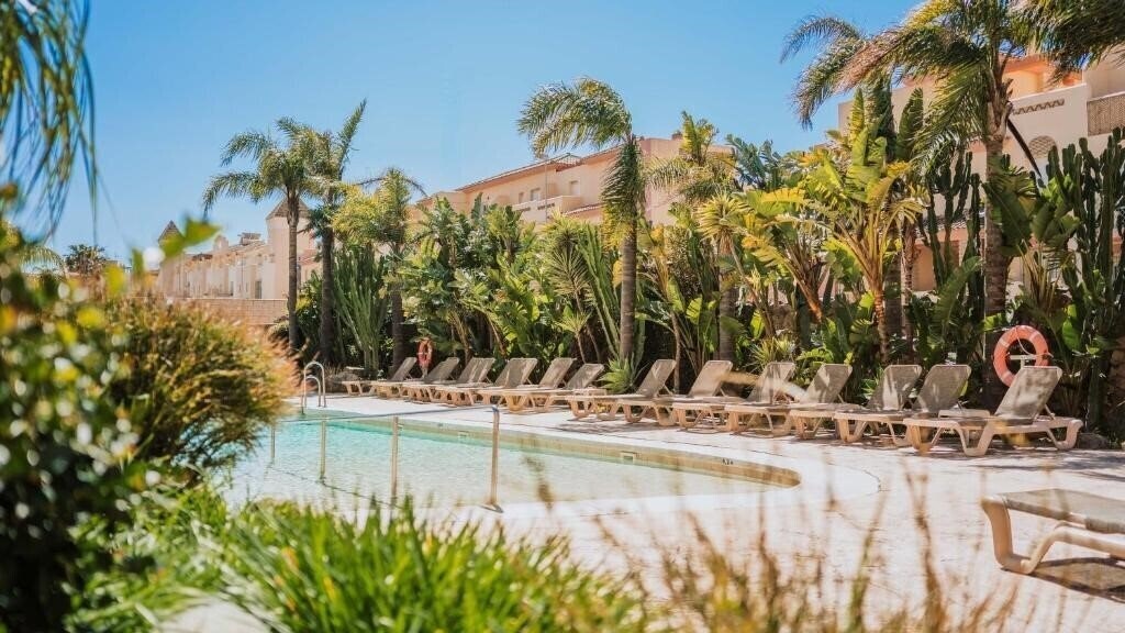 Отель Tarifa Lances 4*