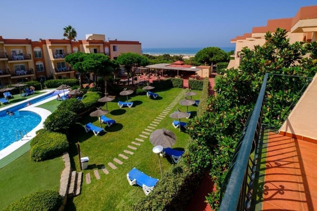 Фотографія Aparthotel Las Dunas 4*