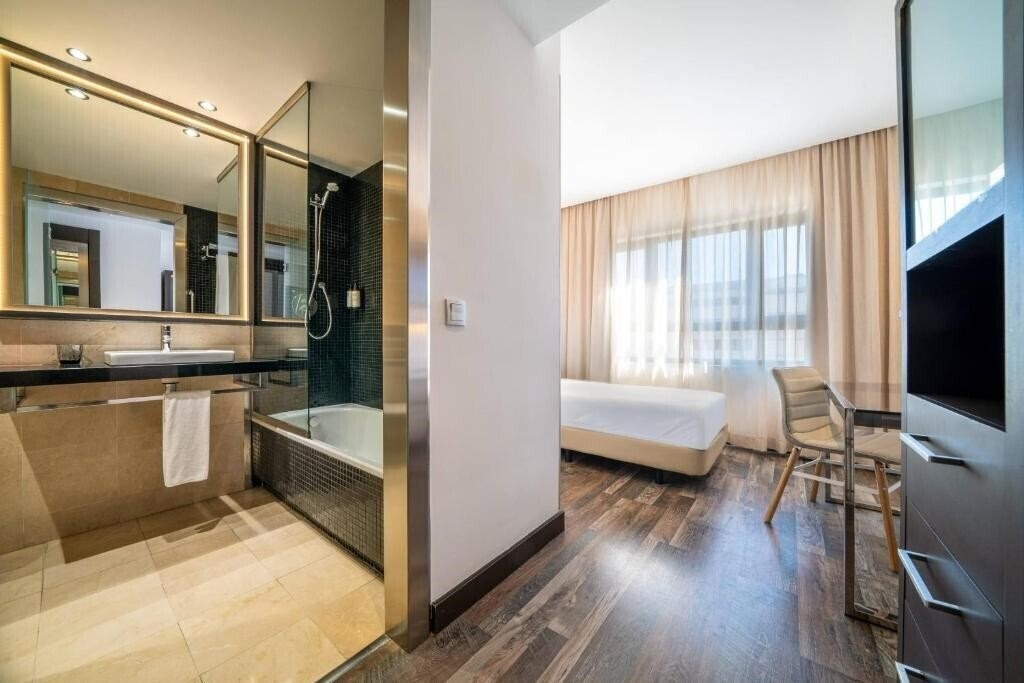 Картинка Cadiz Paseo del Mar Affiliated by Melia 4*