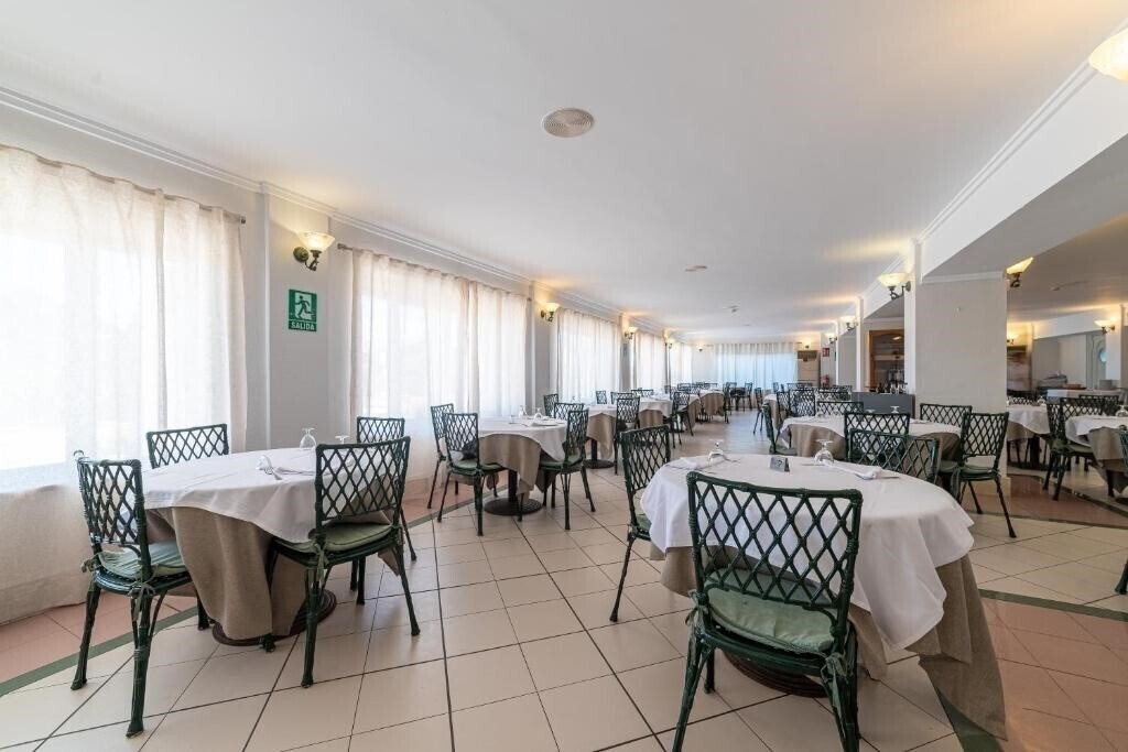 Фотографія Pato Rojo Punta Umbria 3*