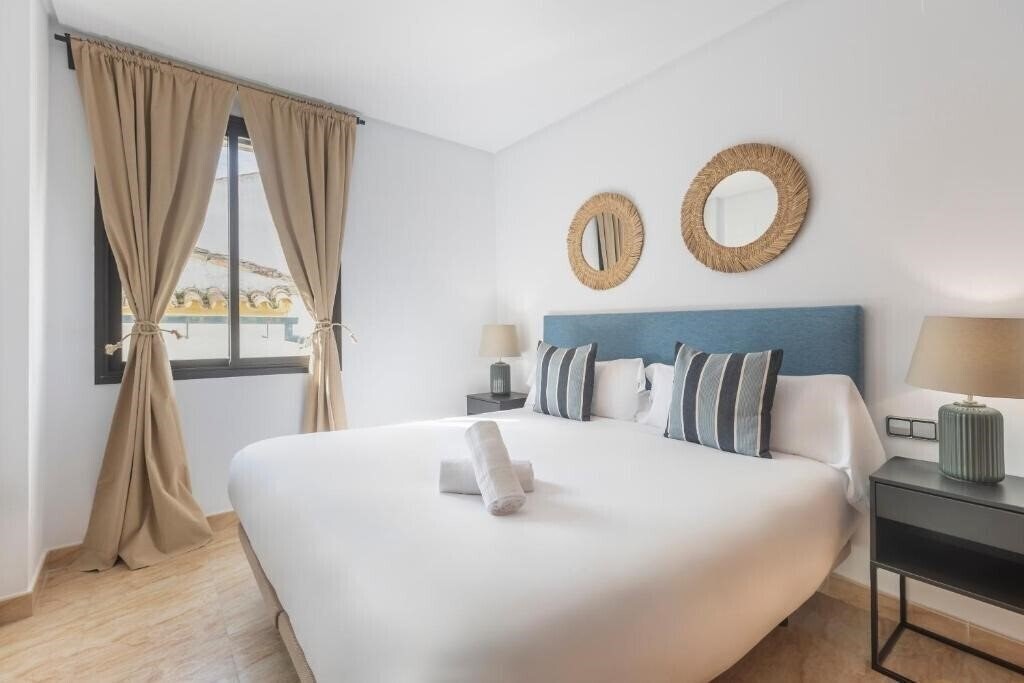 Отель Apartamentos Moon Dreams Puerto 2*