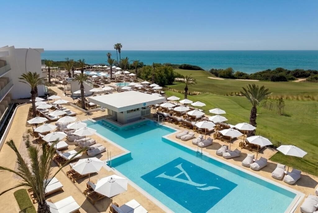 Отель Amare Beach Hotel Sancti Petri 4*