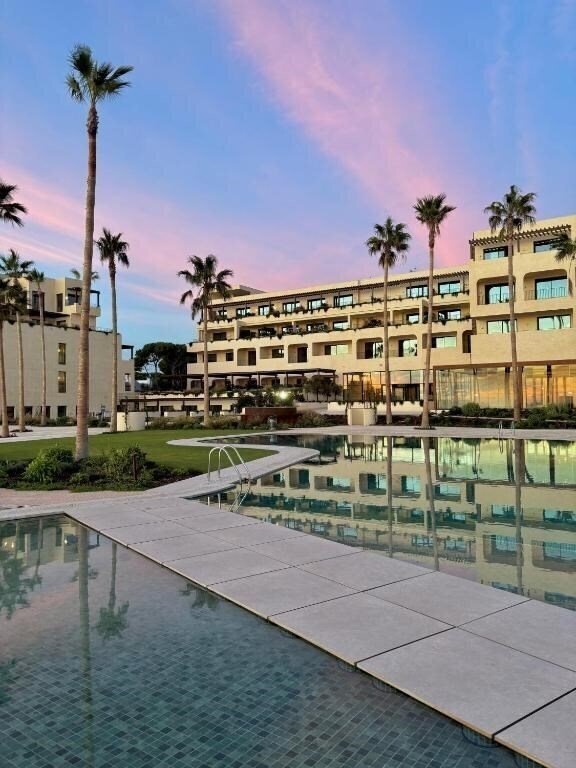 Отель Punta Bermeja Premium Beach Hotel 4*