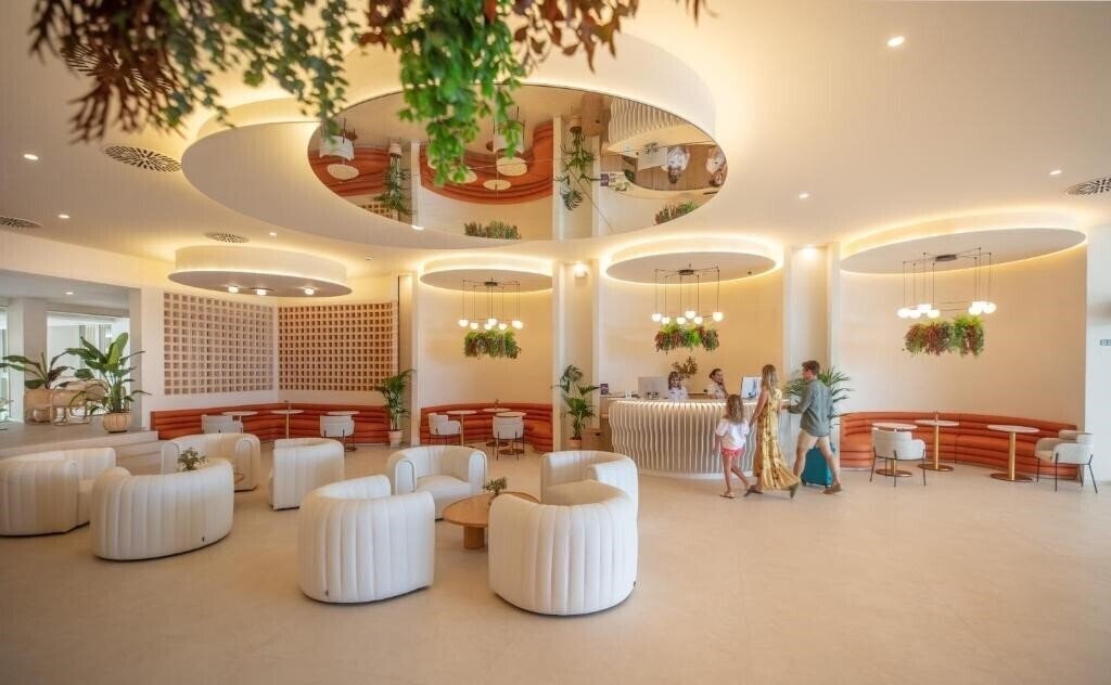 Готель RH Silene Hotel & SPA 4*