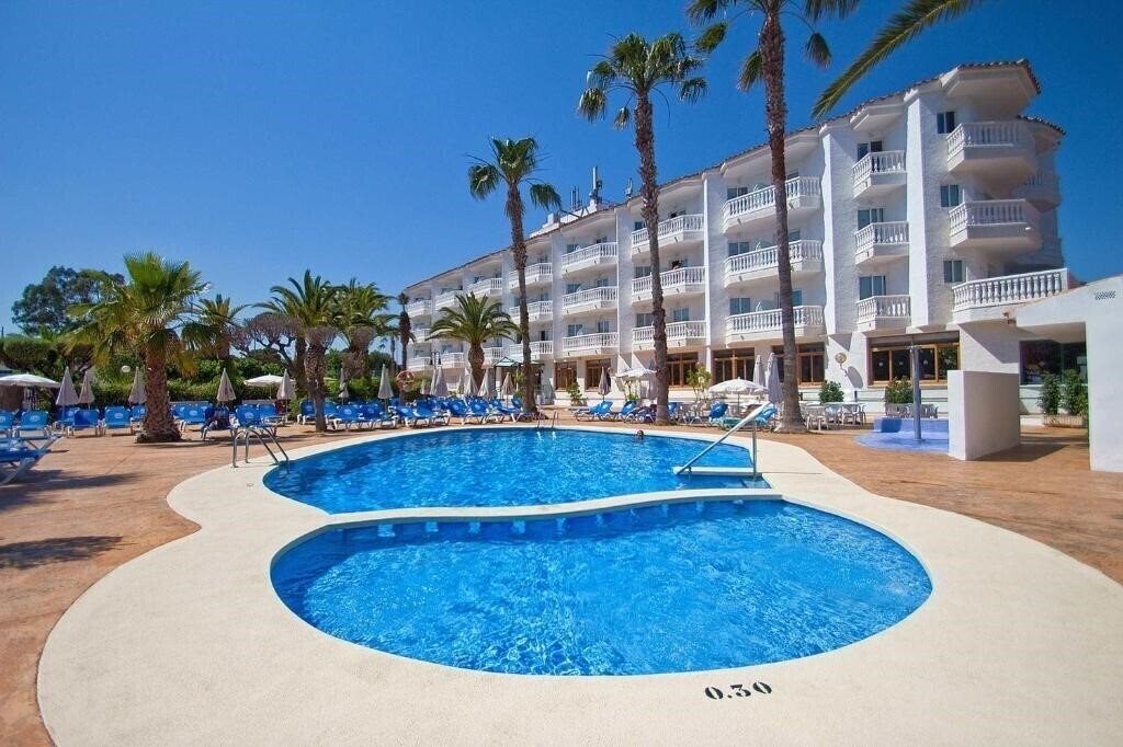 Готель Servigroup Romana 3*