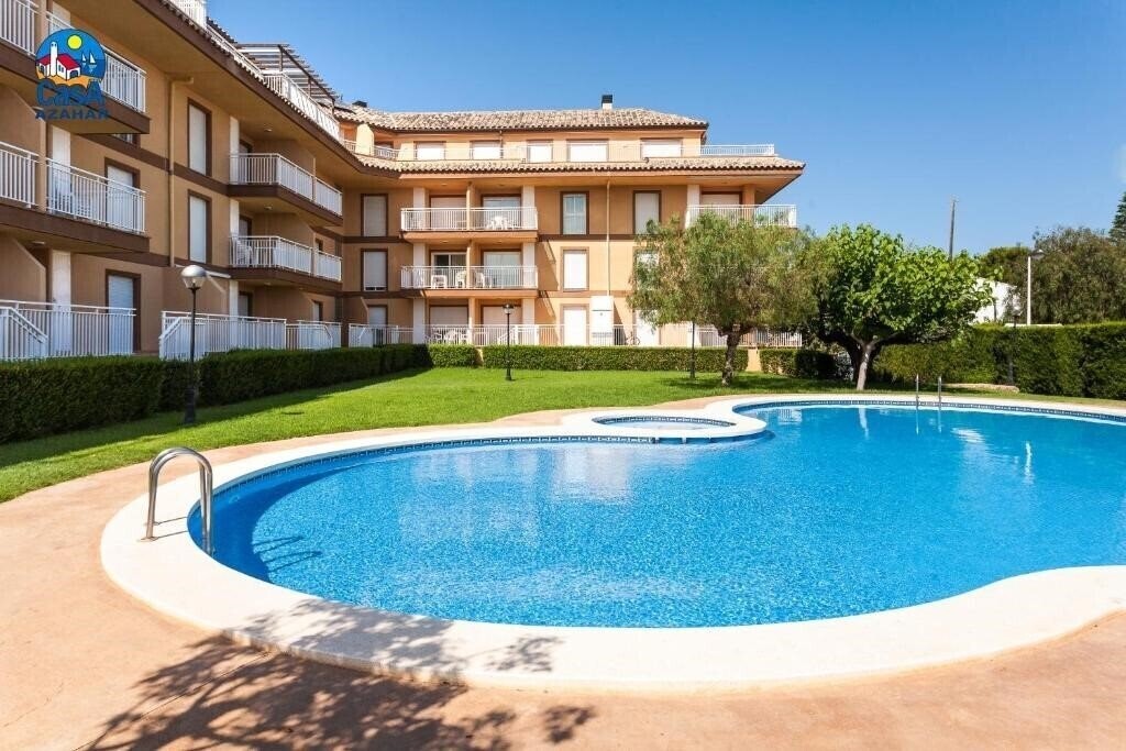 Отель Apartamentos Bovalar 2*