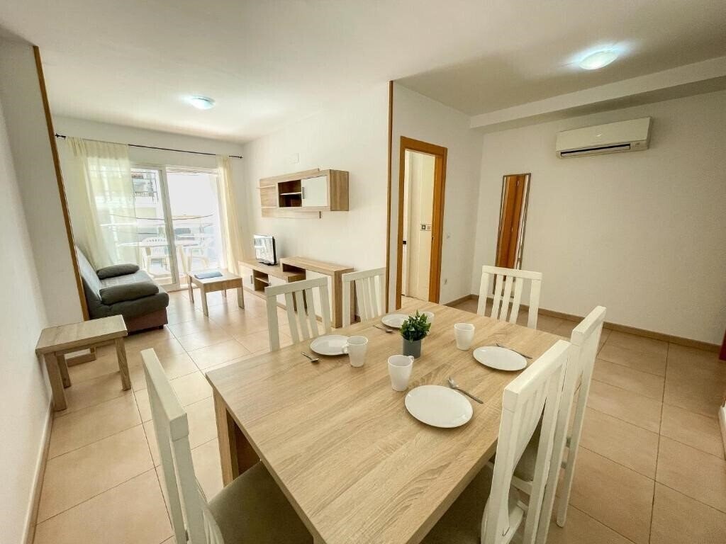 Отель Apartamentos Neptuno 3000 3*