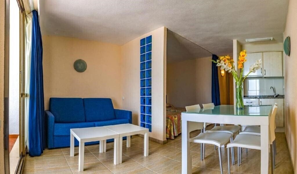 Готель Complejo Euhostal 2*