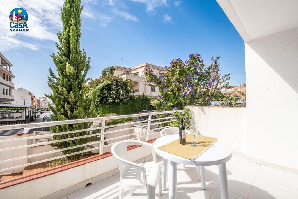 Отель Apartamentos El Rocio Casa Azahar 3*