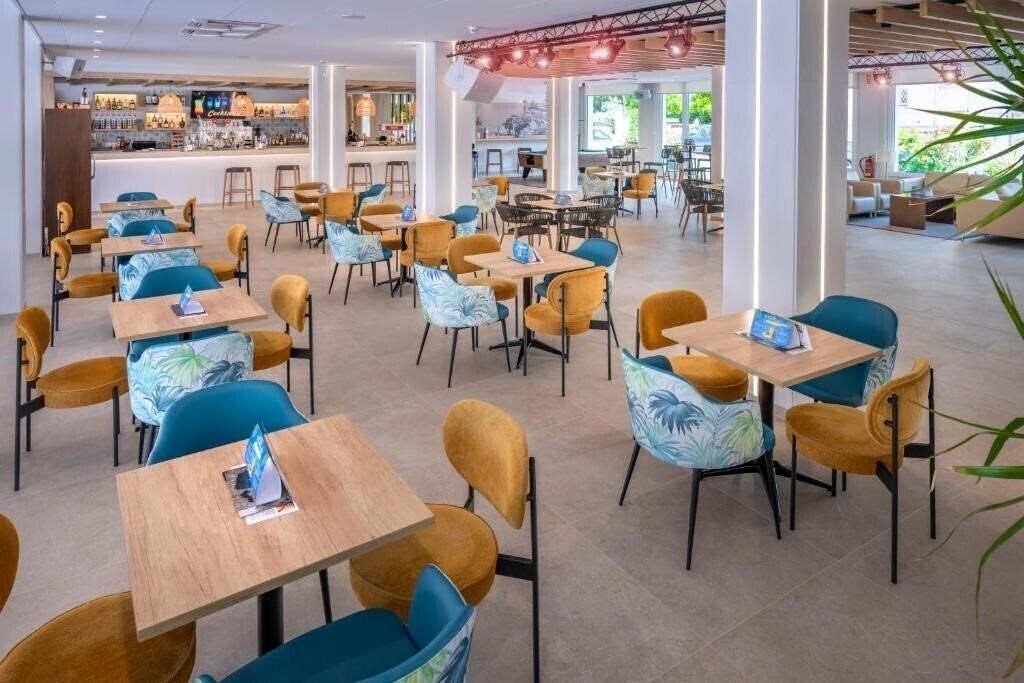 Фотографія Mar Blau Hotel 3*