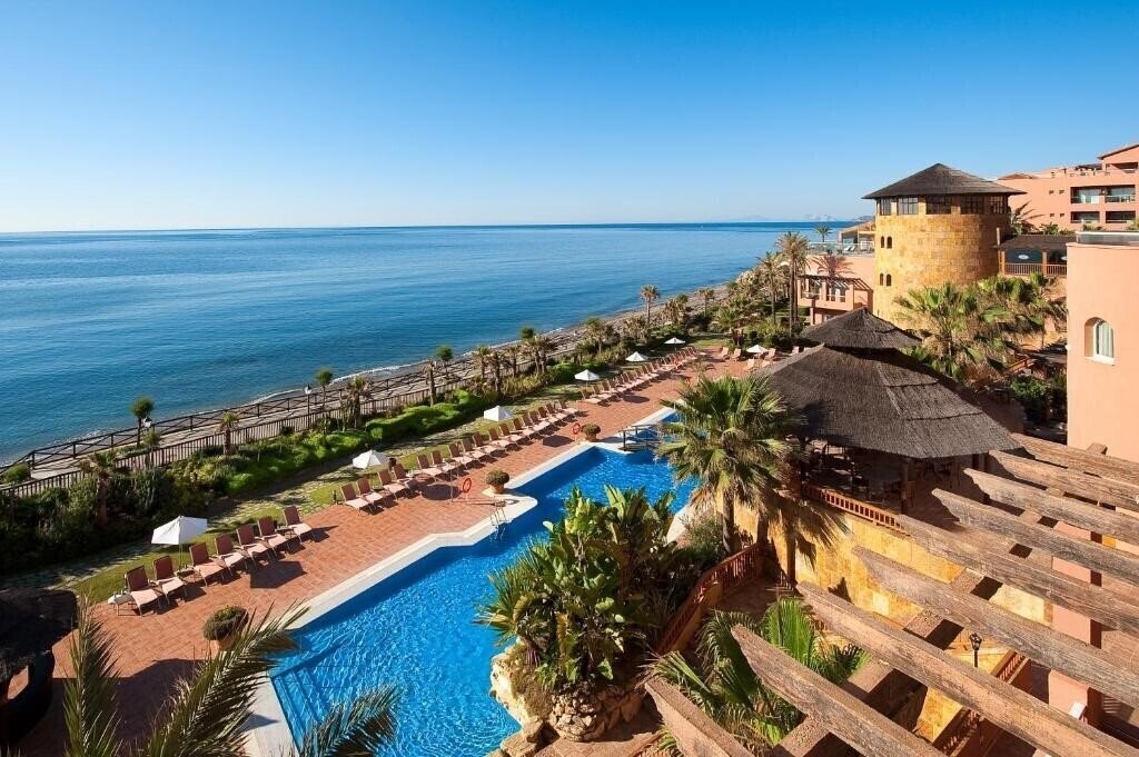 Готель Elba Estepona Gran Hotel Thalasso & SPA 5*