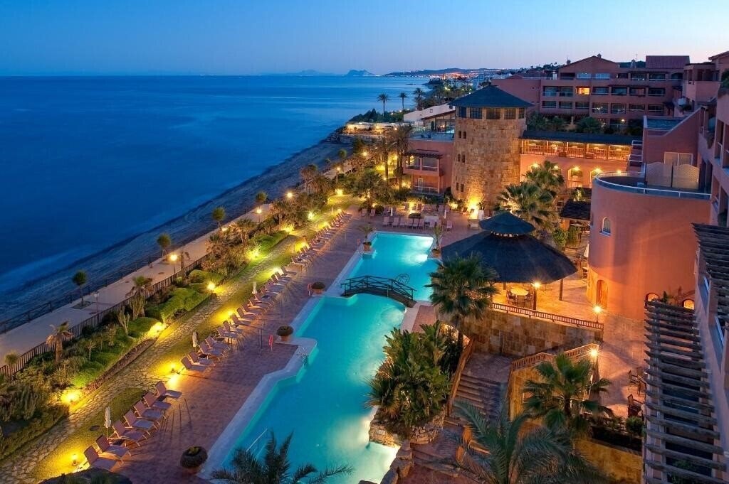 Фотографія Elba Estepona Gran Hotel Thalasso & SPA 5*