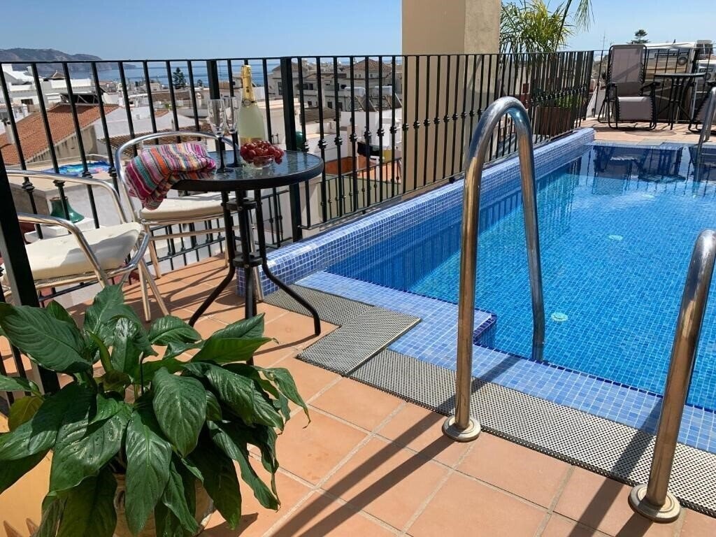 Картинка Nerjaluna 3*