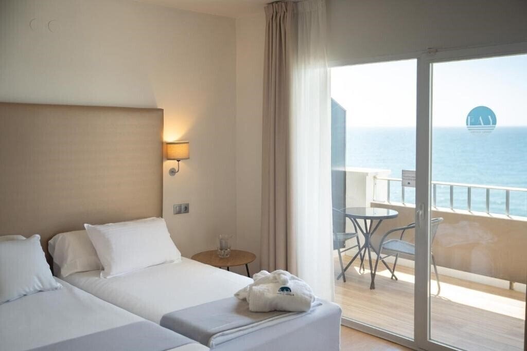 Фото FAY Victoria Beach 3*