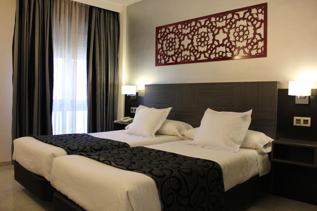 Отель Venecia 3*