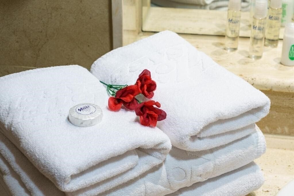 Фотографія Isabel 4*