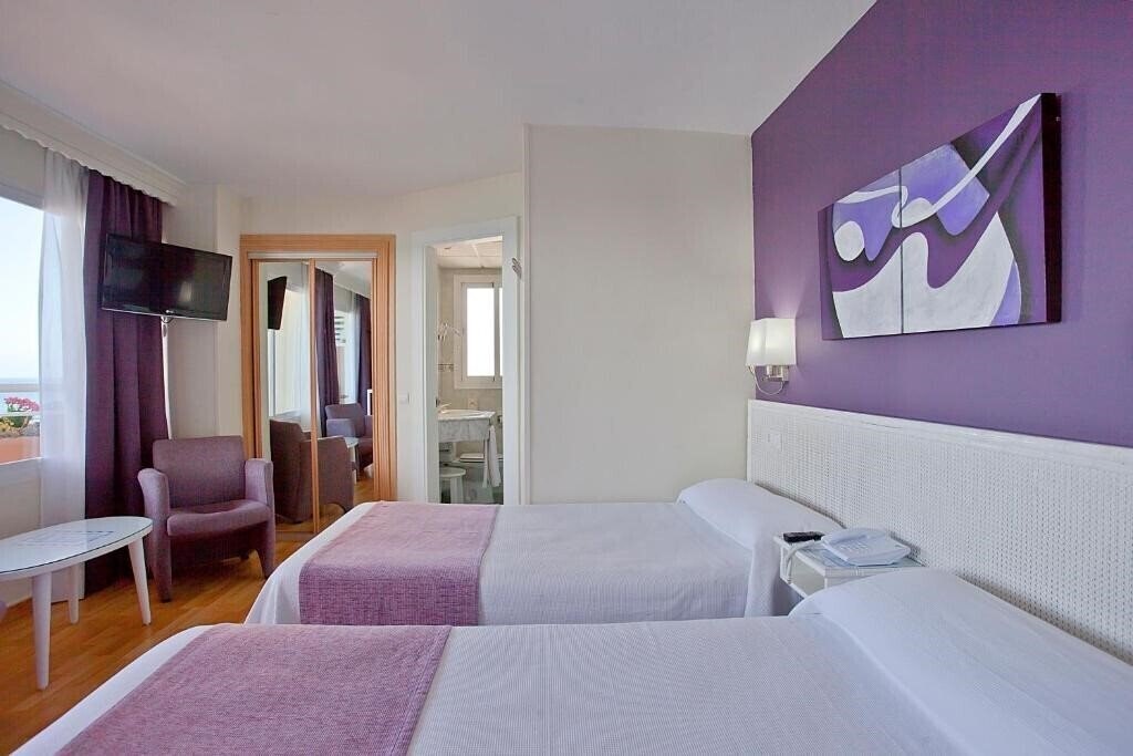 Фото Aparthotel Princesa Playa 4*