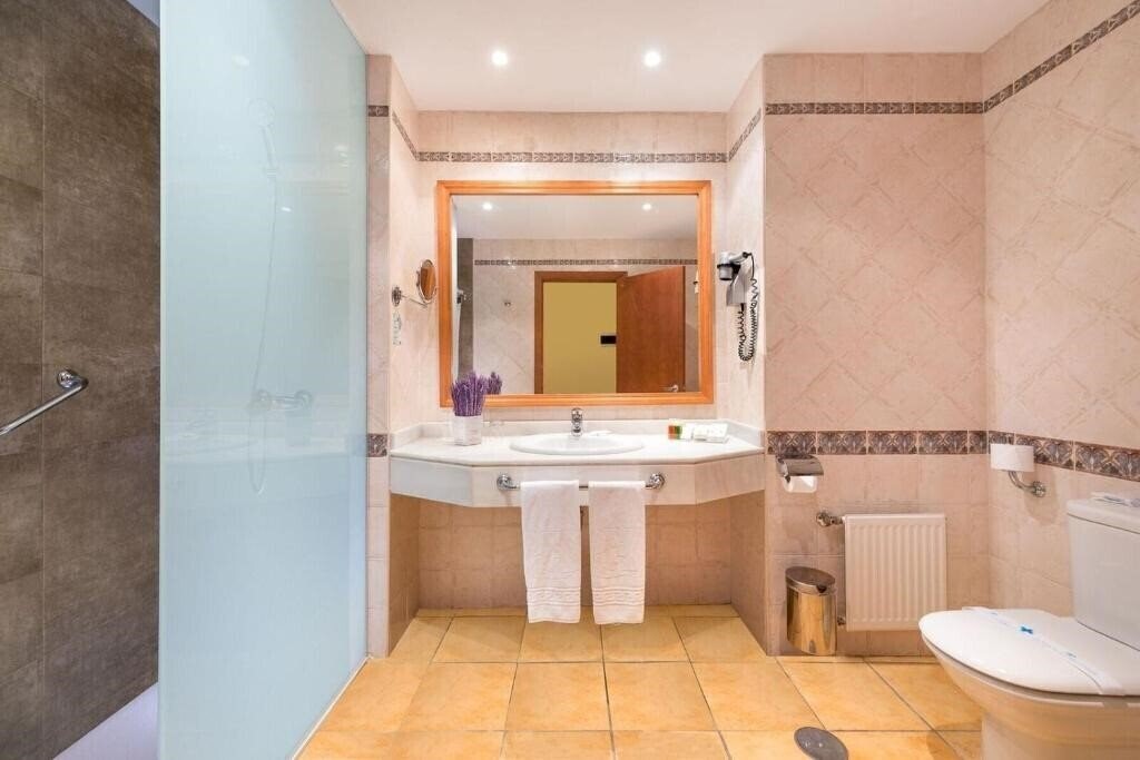 Фотографія IPV Palace & SPA (ex. Beatriz Palace) 4*