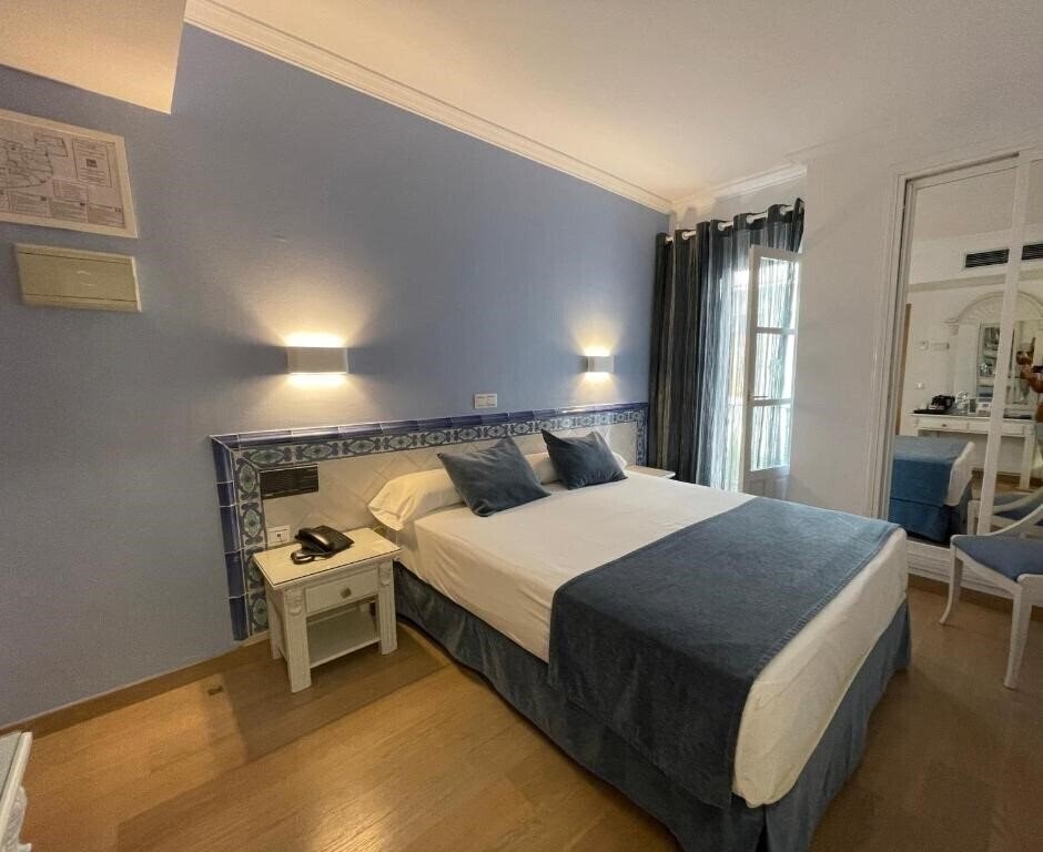 Фото Plaza Cavana 3*