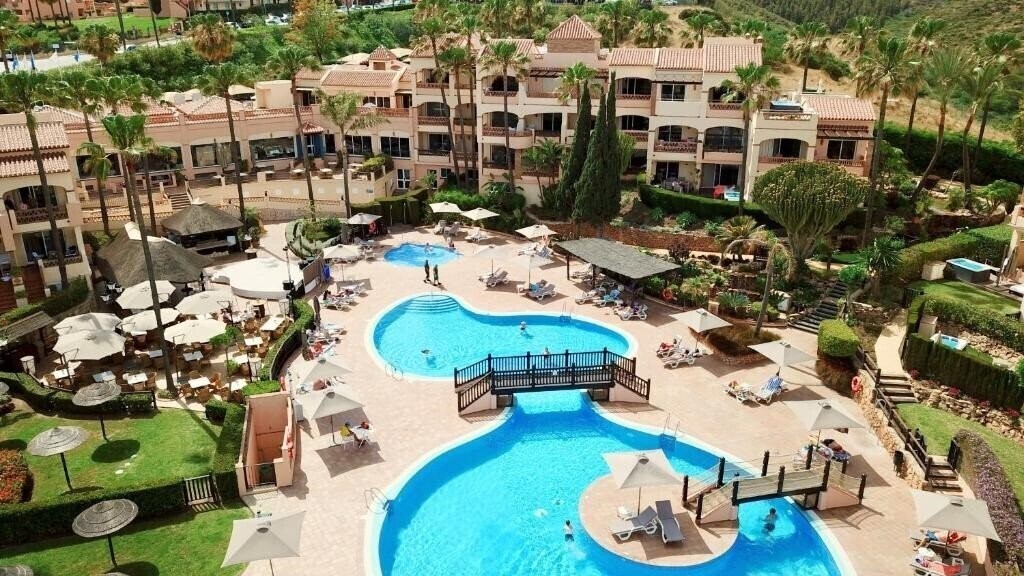 Отель Wyndham Residences Costa Del Sol (Mijas) 3*