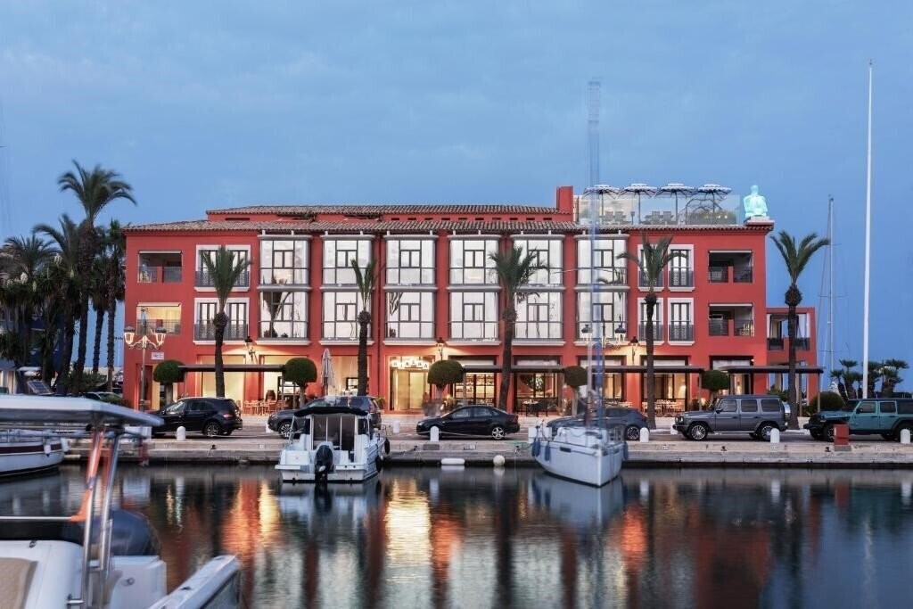 Отель MiM Sotogrande Melia Collection 5*