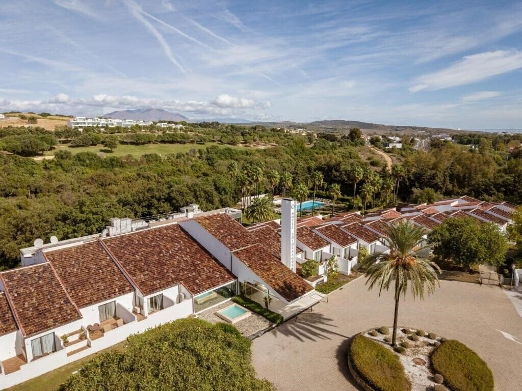 Отель Hotel Encinar de Sotogrande 4*