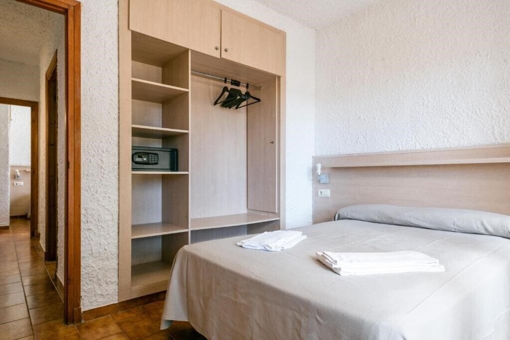 Фото Rentalmar El Pinar апартаменты