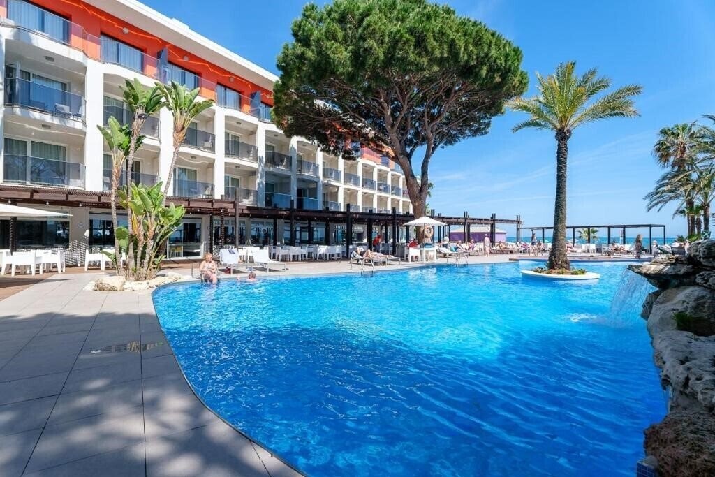 Отель Estival Centurion Playa 4*