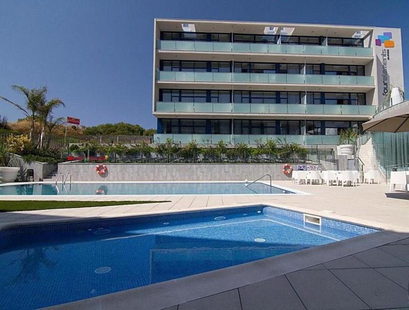 Готель Four Elements 4*