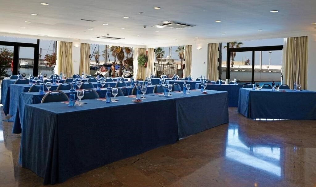 Изображение Port Sitges Resort 4*