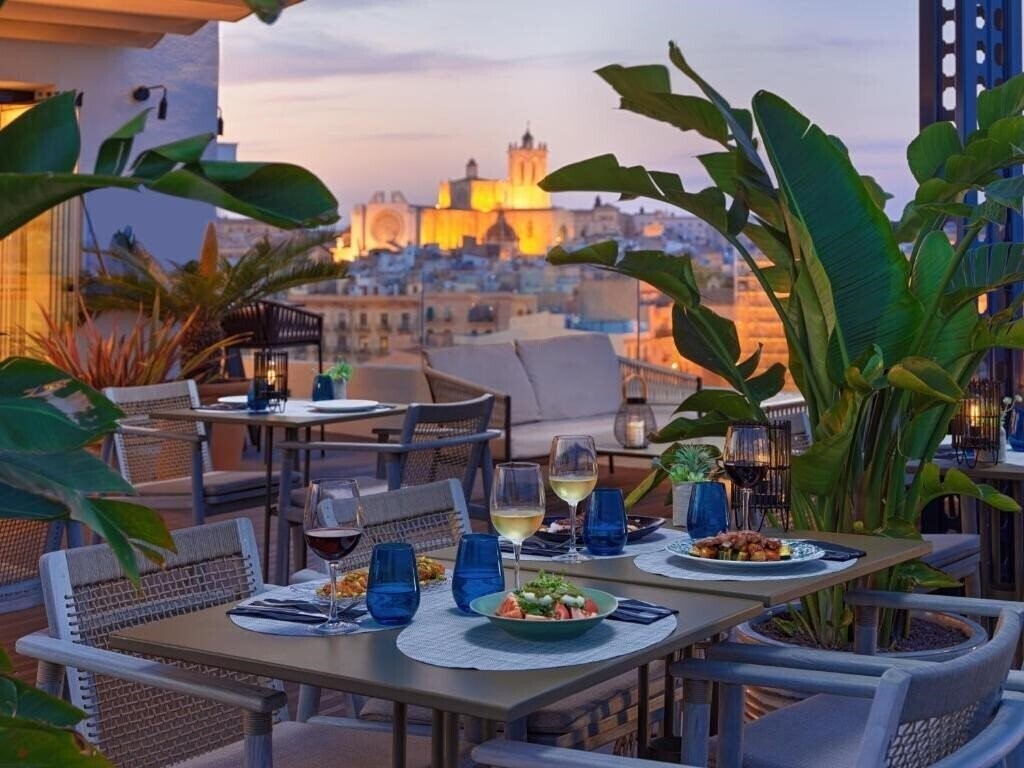 Картинка H10 Imperial Tarraco 4*