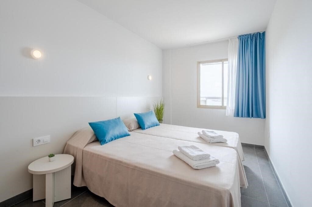 Фото Rentalmar Blue Beach Apartments 3*