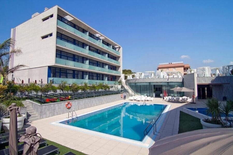 Отель Apolo Suites Rentalmar 3*