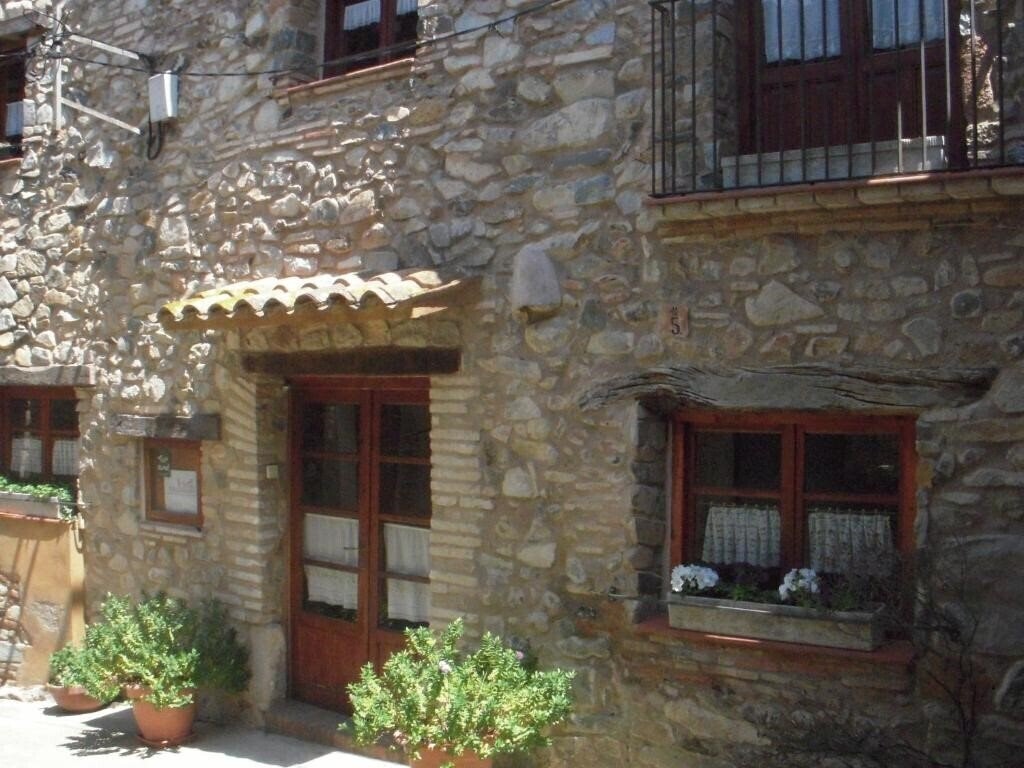 Фотографія Les Velles Escoles 4*