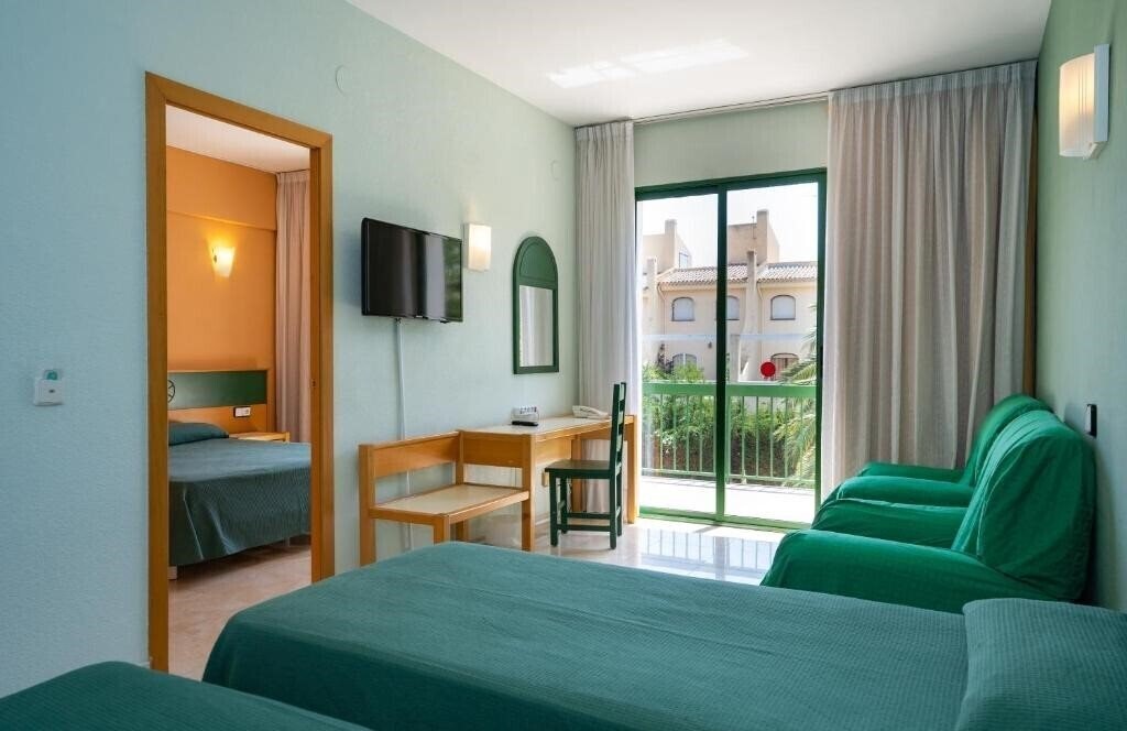 Фото Pino Alto 4*