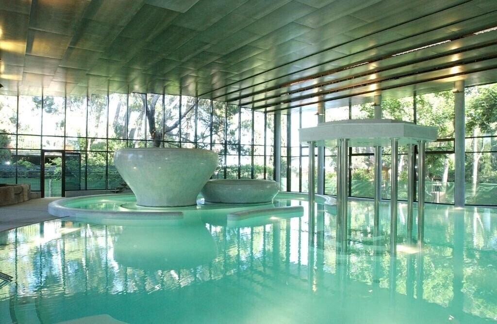 Отель Termes Montbrio SPA, Resort & Park 4*