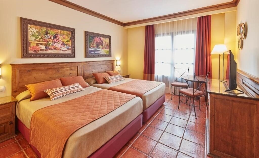 Фото Portaventura Hotel El Paso 4*