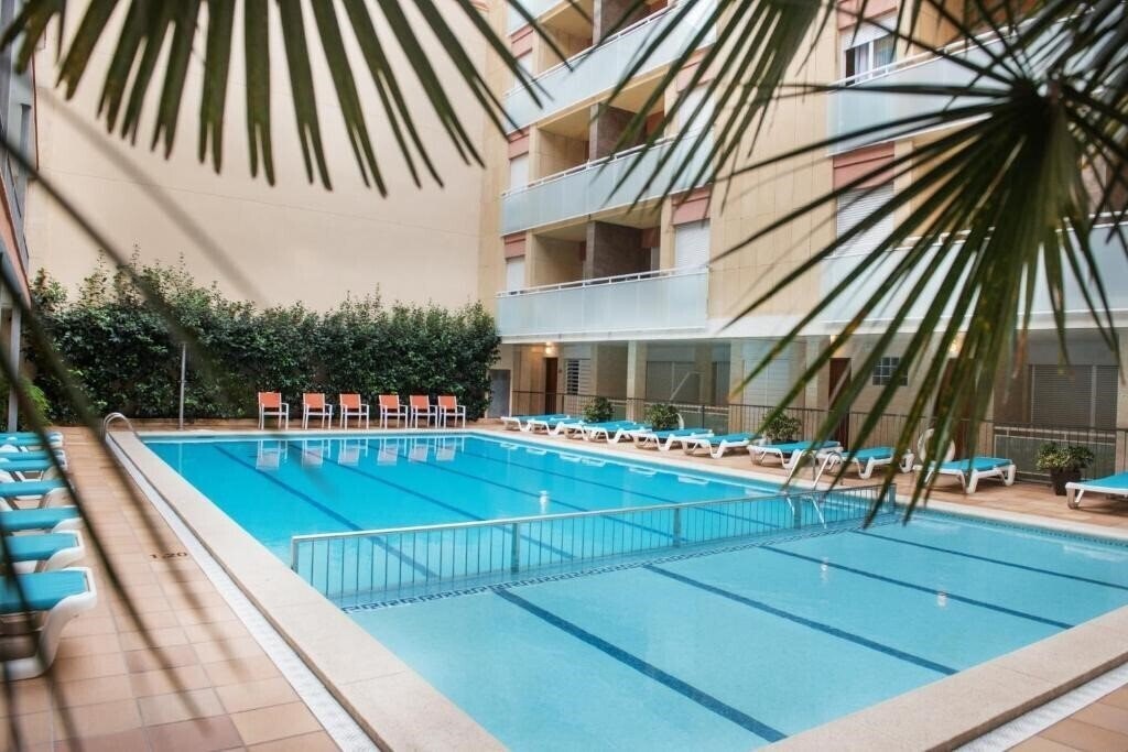 Готель Costa D'Or Apart 3*