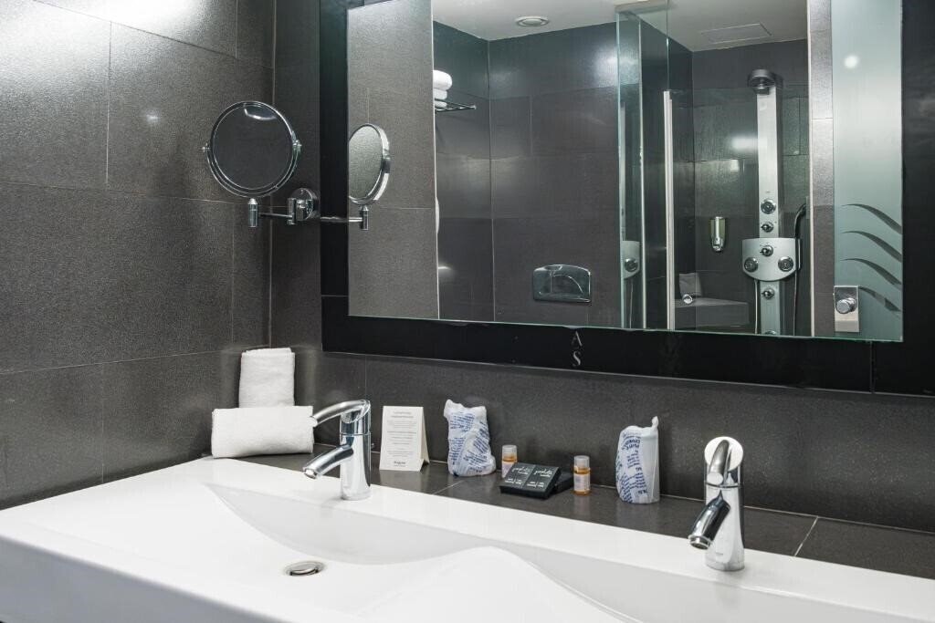 Фотографія 4us La Manga Vip 4*