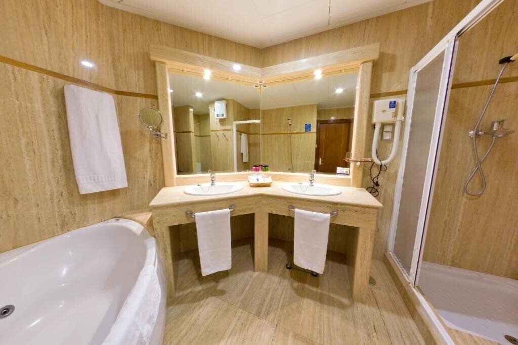 Фото Traina 4*
