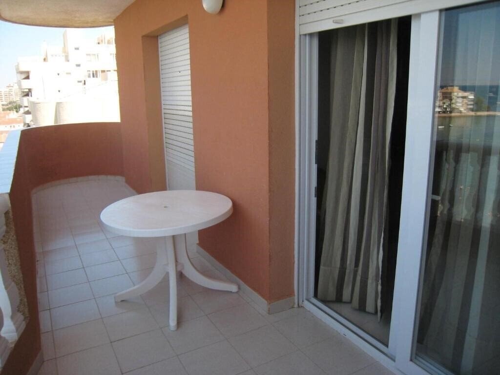 Фотография Apartamentos Turisticos Hawaii 4‑5 2*