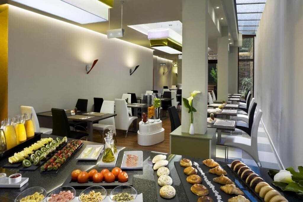 Картинка Nh Ourense 4*