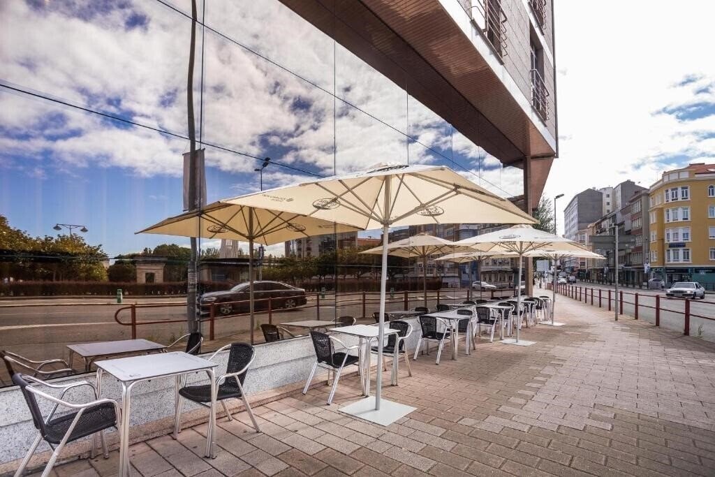 Зображення Gran Hotel de Ferrol 4*