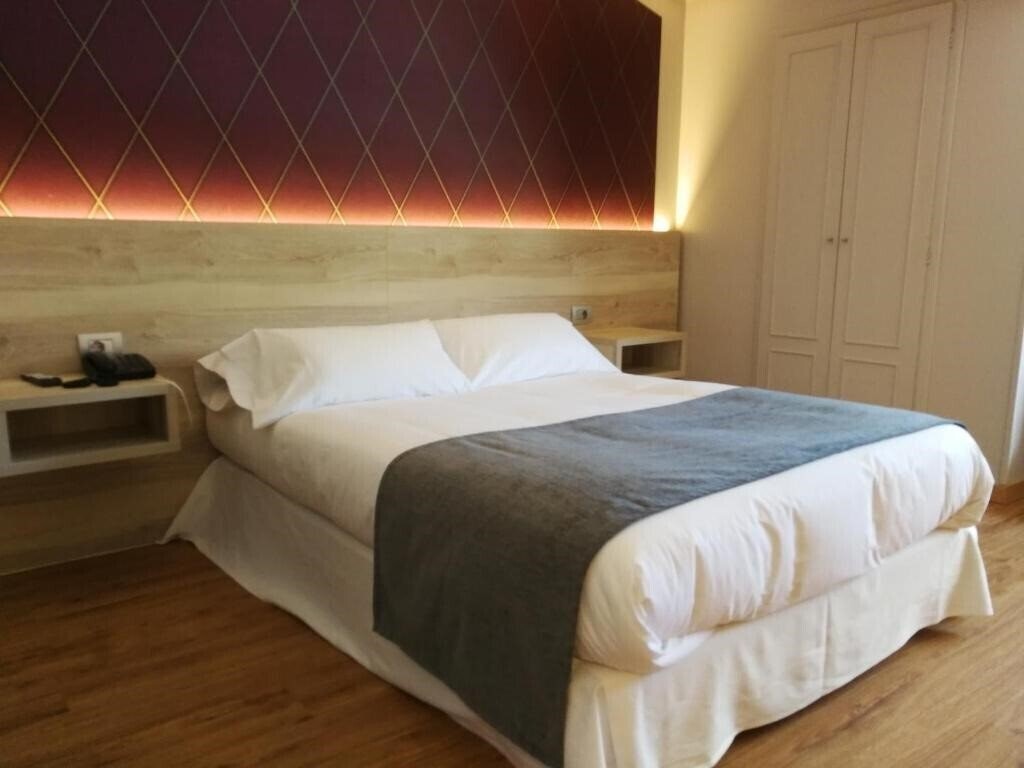 Картинка Hospedium Hotel La Marina Costa da Morte 2*
