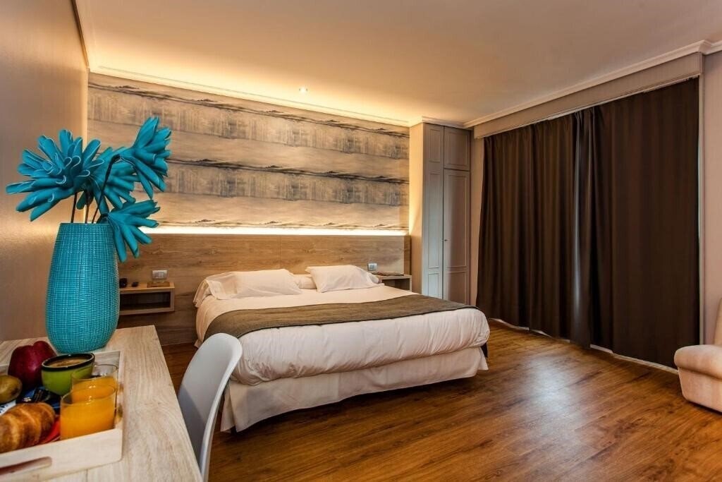 Готель Hospedium Hotel La Marina Costa da Morte 2*