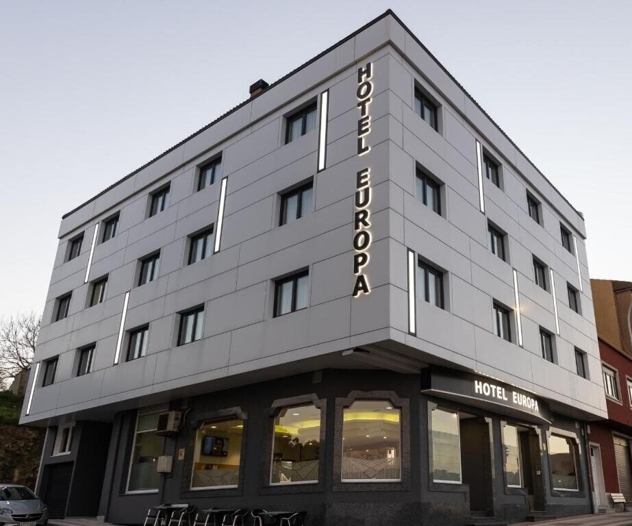 Отель Hotel Europa Arteixo 2*