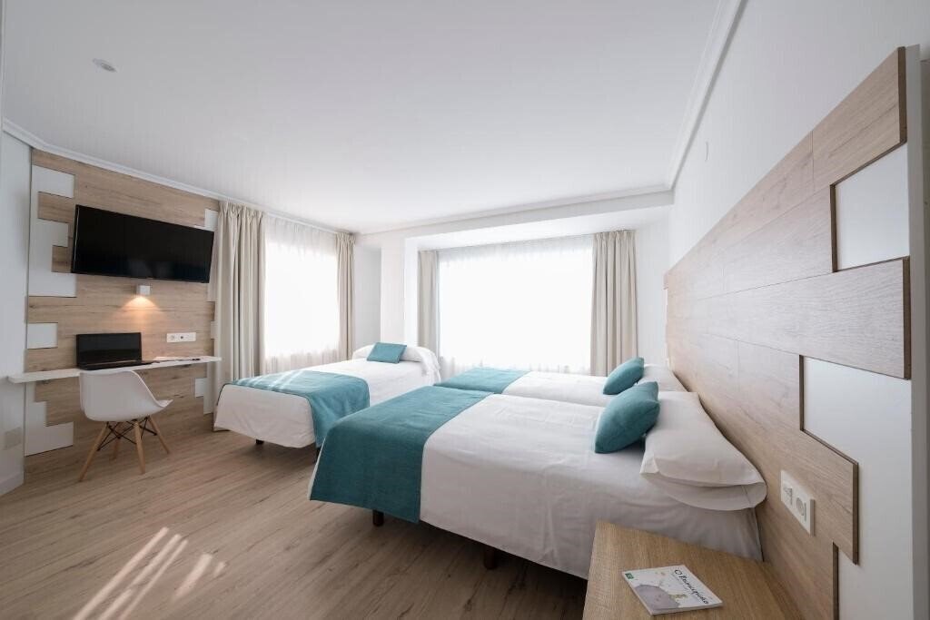 Фото Hotel Vida Finisterre Centro 2*