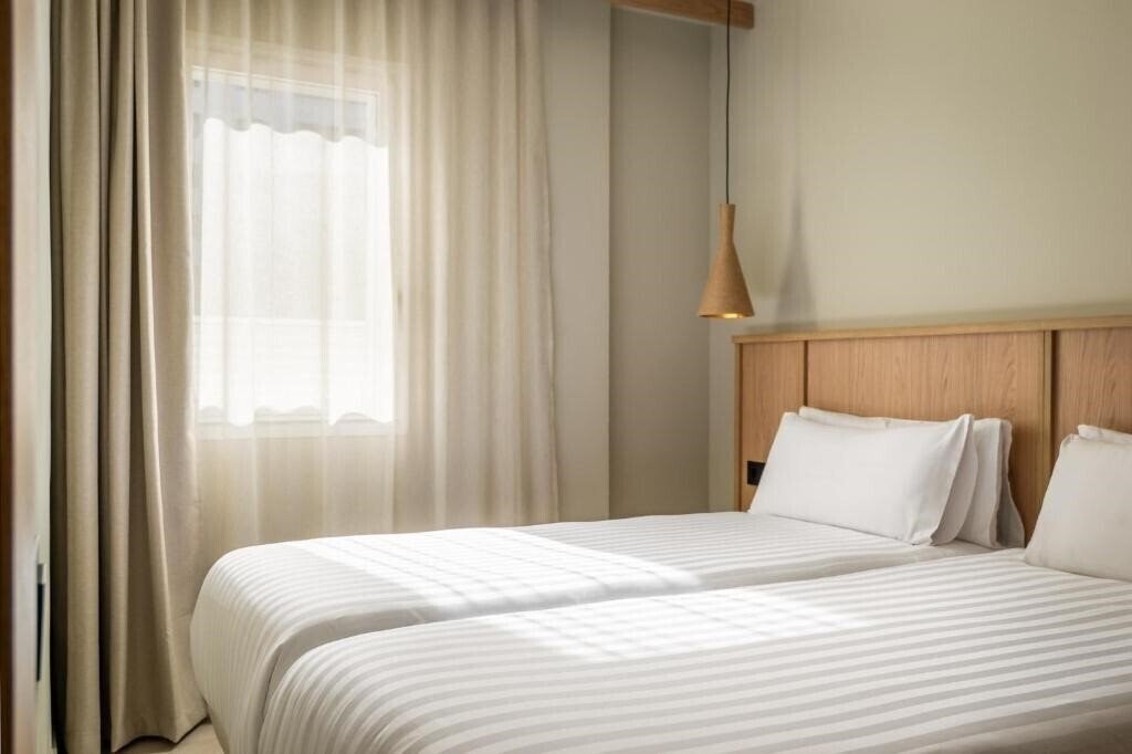 Готель Estival Park Apartamentos 4*