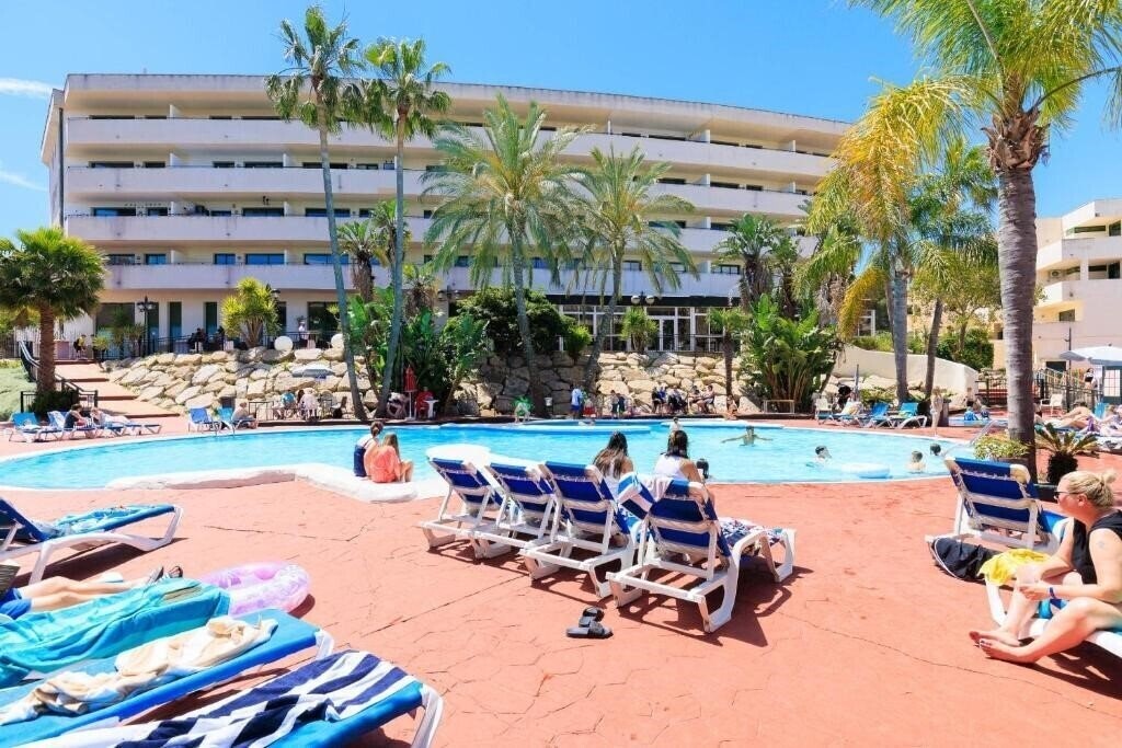 Готель Festival Village Aparthotel 3*