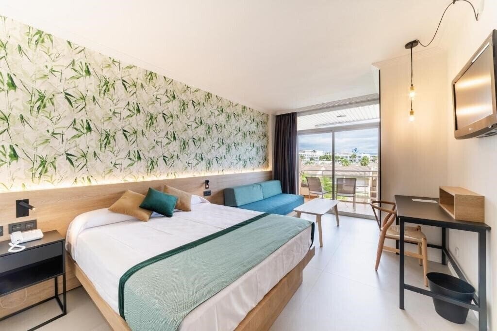 Фото Palas Pineda Aqua Golden Apartments апартаменты